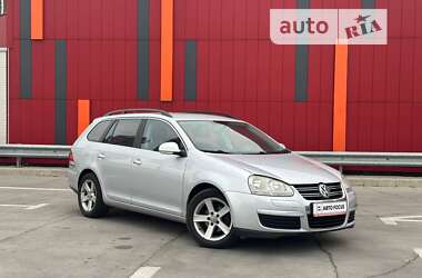 Универсал Volkswagen Golf 2008 в Киеве