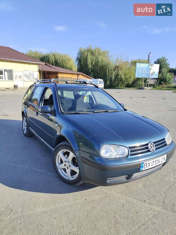 Volkswagen Golf 2003