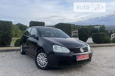 Хетчбек Volkswagen Golf 2006 в Дніпрі