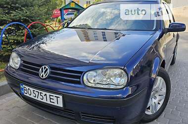 Хэтчбек Volkswagen Golf 2003 в Тернополе