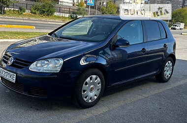 Хэтчбек Volkswagen Golf 2004 в Запорожье