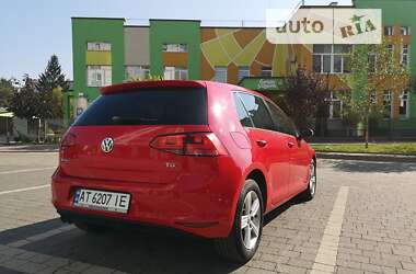 Хэтчбек Volkswagen Golf 2014 в Ивано-Франковске