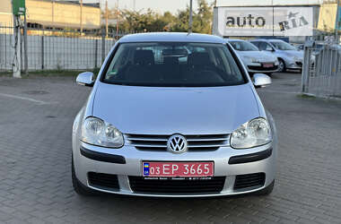 Хэтчбек Volkswagen Golf 2006 в Ровно