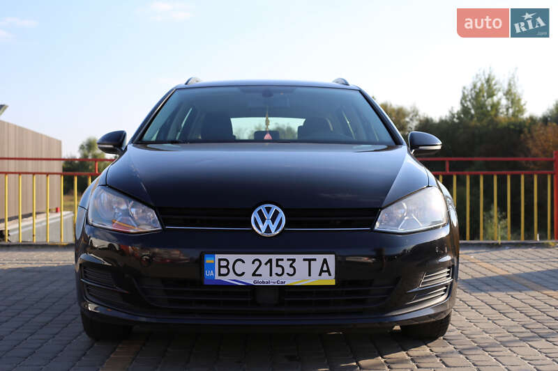 Универсал Volkswagen Golf 2014 в Львове