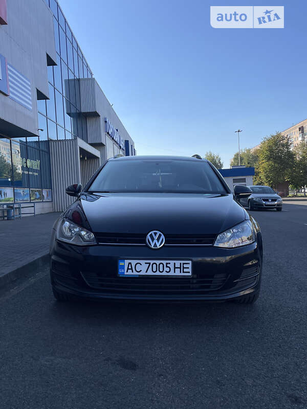 Универсал Volkswagen Golf 2013 в Луцке