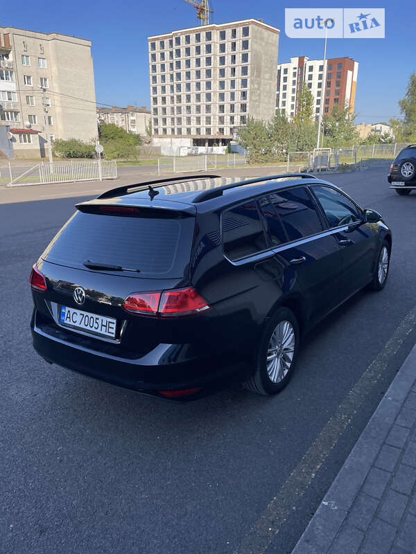 Универсал Volkswagen Golf 2013 в Луцке