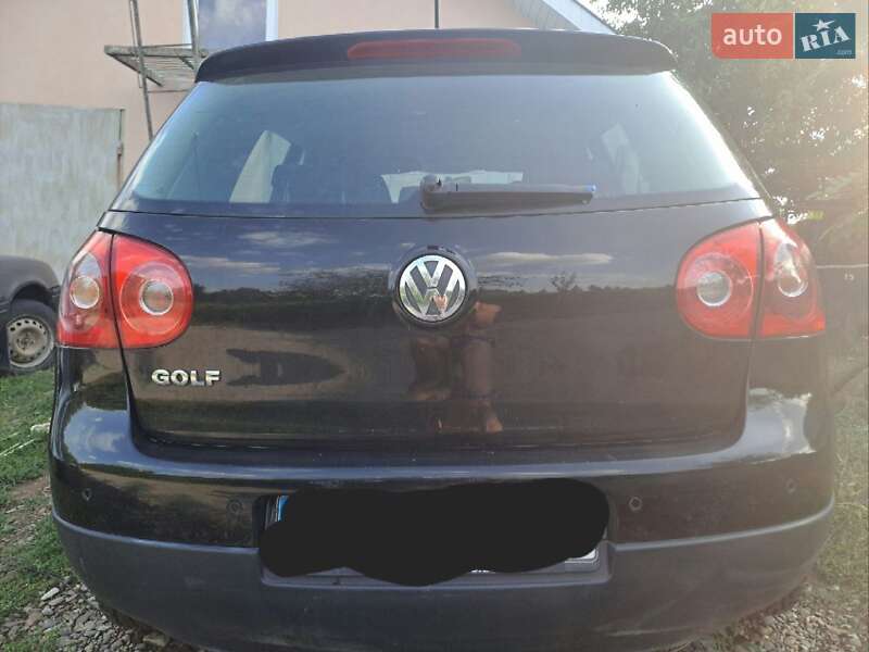 Хетчбек Volkswagen Golf 2006 в Тернополі