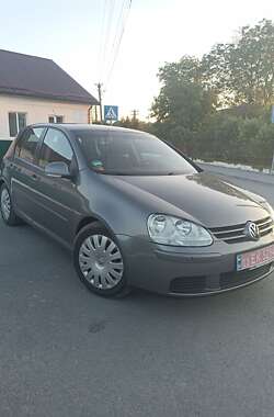 Хэтчбек Volkswagen Golf 2005 в Дунаевцах