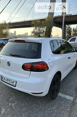 Хэтчбек Volkswagen Golf 2009 в Киеве