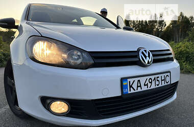 Хэтчбек Volkswagen Golf 2009 в Киеве