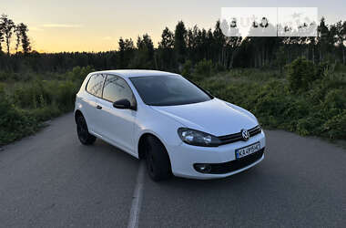 Хетчбек Volkswagen Golf 2009 в Києві