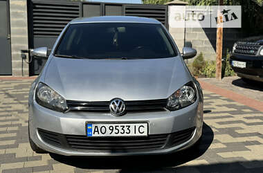 Хетчбек Volkswagen Golf 2010 в Мукачевому