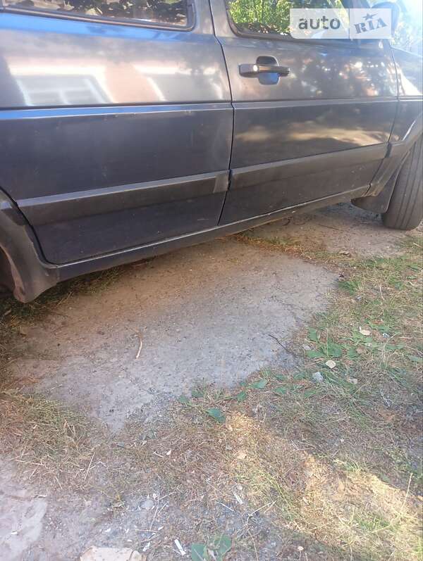 Хетчбек Volkswagen Golf 1988 в Димері
