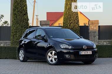 Хетчбек Volkswagen Golf 2010 в Івано-Франківську