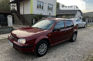 Хэтчбек Volkswagen Golf 1998 в Виноградове