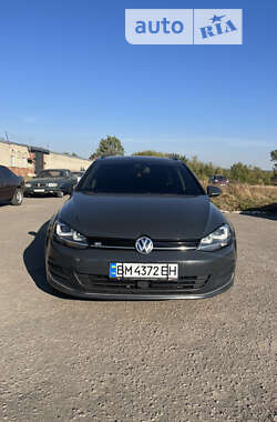 Универсал Volkswagen Golf 2015 в Сумах