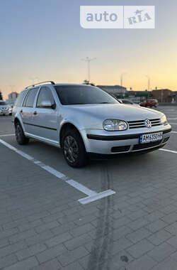 Универсал Volkswagen Golf 2000 в Виннице