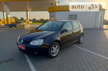 Хэтчбек Volkswagen Golf 2006 в Луцке