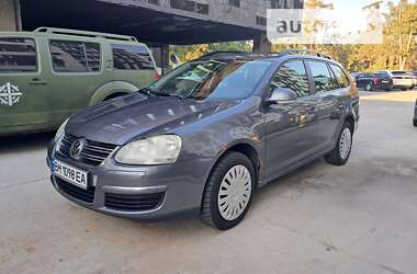 Универсал Volkswagen Golf 2008 в Ирпене