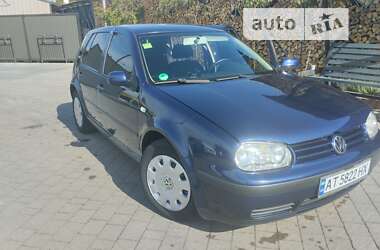 Хетчбек Volkswagen Golf 2003 в Івано-Франківську