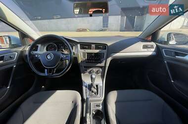 Универсал Volkswagen Golf 2015 в 
