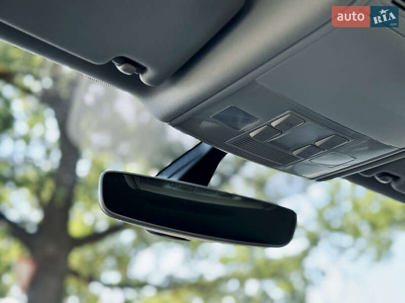 Хэтчбек Volkswagen Golf 2019 в Кропивницком