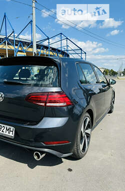 Хетчбек Volkswagen Golf 2020 в Харкові