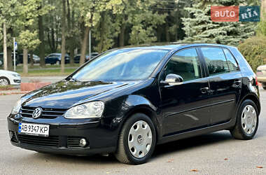 Хетчбек Volkswagen Golf 2006 в Вінниці