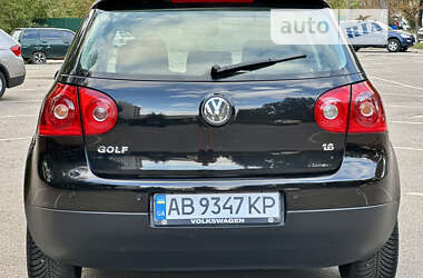 Хетчбек Volkswagen Golf 2006 в Вінниці