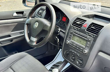 Хетчбек Volkswagen Golf 2006 в Вінниці