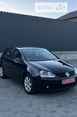 Хэтчбек Volkswagen Golf 2008 в Вознесенске