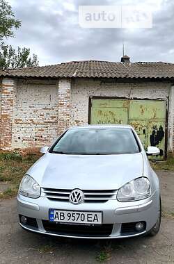 Хэтчбек Volkswagen Golf 2006 в Виннице