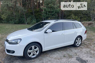 Универсал Volkswagen Golf 2011 в Киеве