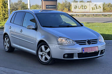 Хэтчбек Volkswagen Golf 2007 в Днепре