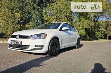 Хэтчбек Volkswagen Golf 2014 в Запорожье