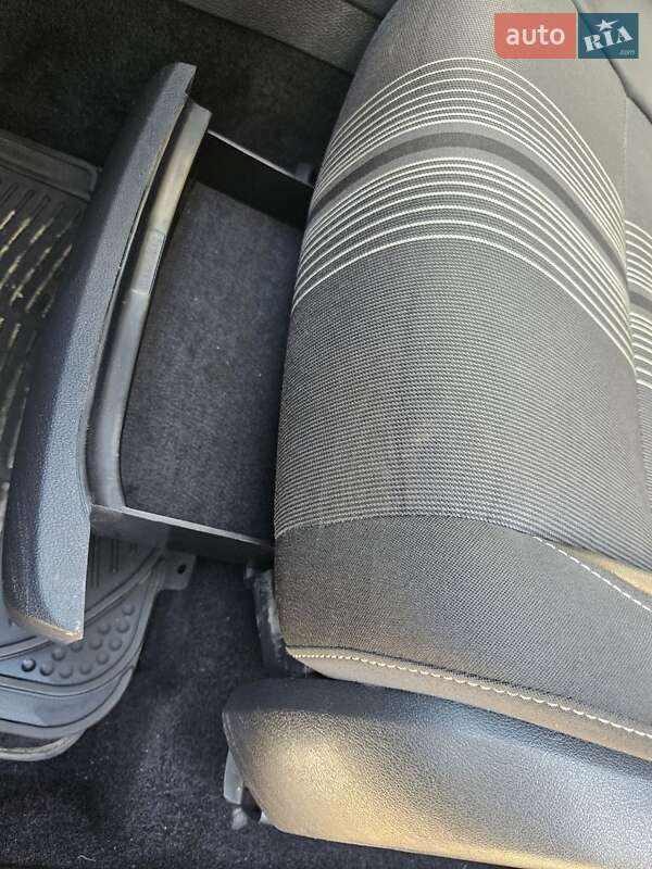 Універсал Volkswagen Golf 2013 в Одесі