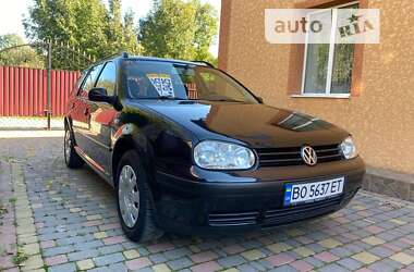 Універсал Volkswagen Golf 2001 в Тернополі