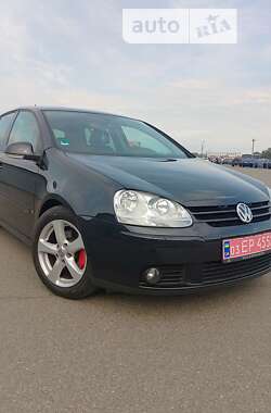 Хэтчбек Volkswagen Golf 2008 в Киеве