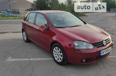 Хэтчбек Volkswagen Golf 2003 в Запорожье