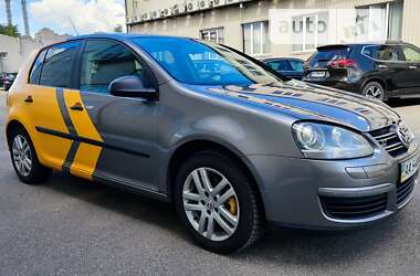 Хетчбек Volkswagen Golf 2007 в Києві