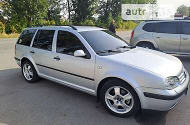 Універсал Volkswagen Golf 2002 в Гайсину