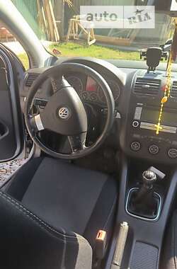 Хетчбек Volkswagen Golf 2007 в Поляні