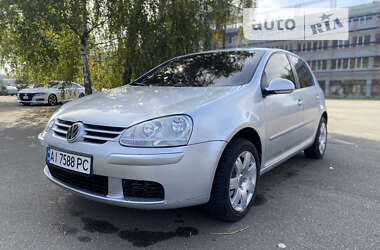 Хэтчбек Volkswagen Golf 2004 в Белой Церкви