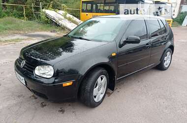 Хетчбек Volkswagen Golf 2002 в Житомирі