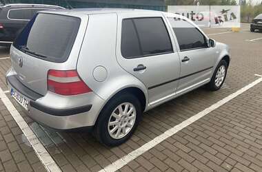 Хэтчбек Volkswagen Golf 2002 в Дрогобыче