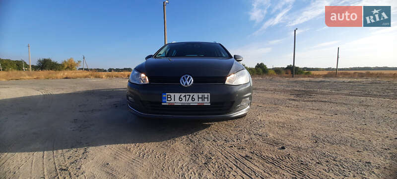 Універсал Volkswagen Golf 2016 в Полтаві