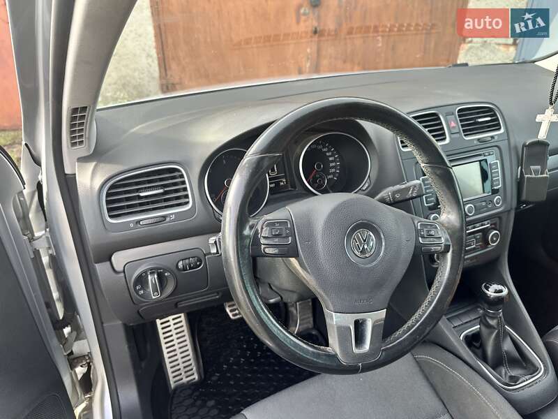 Volkswagen Golf 2012