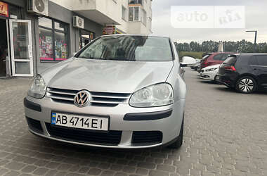 Хетчбек Volkswagen Golf 2005 в Вінниці