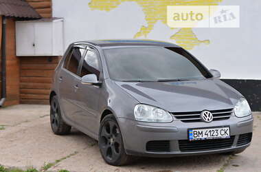 Хэтчбек Volkswagen Golf 2005 в Сумах