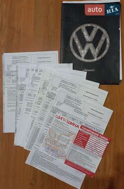 Хэтчбек Volkswagen Golf 2010 в 
